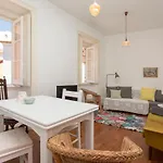 Spacious Alfama Duplex, By Timecooler 公寓 *